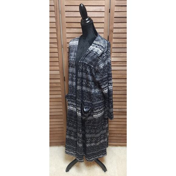 LuLaRoe Womens Cardigan Size XL Sarah Black & White Stretchy Knit Long Duster - Picture 4 of 7